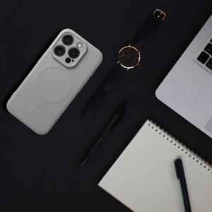 SILICONE MAG COVER viedtālruņa apvalks saderīgs ar MagSafe iPhone 15 Pro pelēks titāna