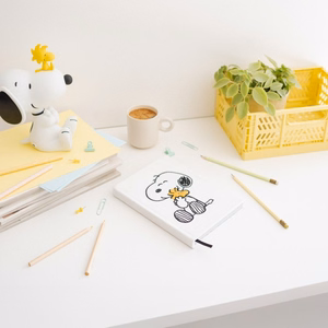 Snoopy Lazy Days A5 piezīmju grāmatiņa ar plīša vāku