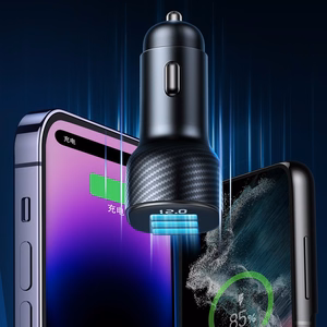 Joyroom JR-CCD04 30W 2x USB-C USB-A automašīnas lādētājs ar ekrānu - melns