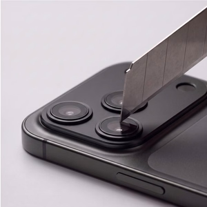 Melns Tech-Protect CamFull Fit+ alumīnija un rūdīta stikla kameras moduļa aizsargs Apple iPhone 18 Pro tālrunim