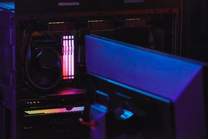 KINGSTON 64GB 5600MT/s DDR5 CL40 RGB