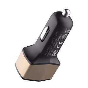 Nillkin Celerity 32 W automašīnas lādētājs ar 2 USB-A un 1 USB-C pieslēgvietu, zelta krāsā