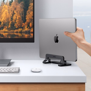 Ugreen alumīnija vertikāls statīvs turētājs MacBook klēpjdatoram un planšetei sudraba (20471 LP258)