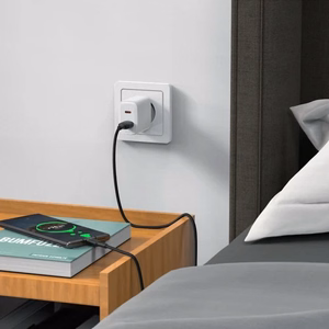 Acefast сетевое зарядное устройство USB Type C / USB 20W, PPS, PD, QC 3.0, AFC, FCP белое (A25 white)