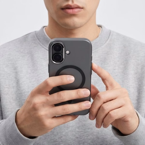 Tech-Protect MagZero MagSafe maciņš iPhone 17, matēti melns