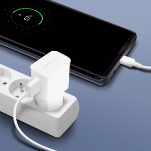 Samsung EP-TA200EWE USB-A 15W sienas lādētājs ar EP-DR140AWE USB-A - USB-C kabeli (OOB Bulk - aizstājējiepakojums) - balts