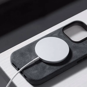 Alcane Magnētiskais viedtālruņa apvalks iPhone 14 Pro brūns