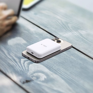 Tech-Protect LifeMag PB11 portatīvais lādētājs ar MagSafe 10000mAh 15W USB-C portu - balta + USB-C kabelis