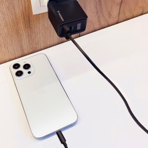 Lādētājs Wozinsky GaN melns 20W (USB / USB-C)