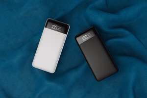 VEGER portatīvais lādētājs 10000 mAh L11 (W1087) melna