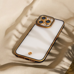 Silky Gold viedtālruņa apvalks iPhone 16 6,1" melns