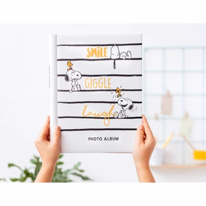 Snoopy fotoalbums, 30 lapas, 24 × 32 cm