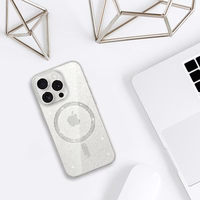Glitter MagSafe viedtālruņa apvalks caurspīdīgs