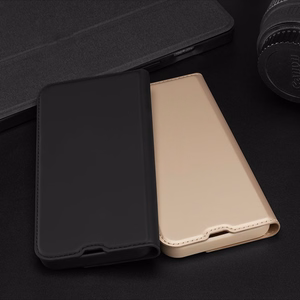 Dux Ducis Skin Pro Bookcase type case for iPhone 13 Pro blue