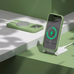 Etteri Silikona mag futrālis iPhone 14 6,1" gaiši zaļš