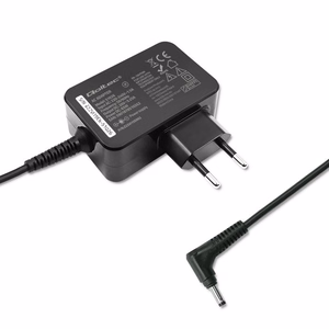 Qoltec 51026 barošanas adapteris iekštelpu/āra 65 W melns