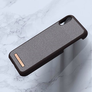 Nordic Elements Saeson Idun Pattern 1 vāciņš ierīcei iPhone XR, tumši brūns