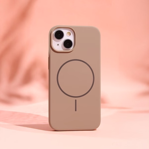 Silicone Thin Mag case for iPhone 17 6,3" brown