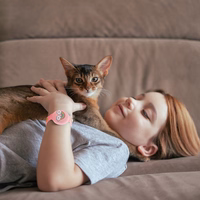 AirTag vāciņš rokassprādze silikona rokassprādze bērniem - Rozā ar varavīksni