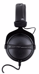 Beyerdynamic DT 770 PRO 250 Ohm Limited Edition slēgtās studijas austiņas, melnas