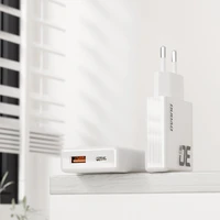GaN Dudao A30EUL 30W USB-A / USB-C sienas lādētājs + USB-C - Lightning kabelis - balts