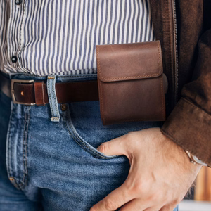 ROYAL Crazy Horse universal horizontal leather belt holster size V for SAMSUNG FLIP 1 / 2 / 3 / 4 / HUAWEI P50 Pocket / MOTOROLA RAZR 5G brown