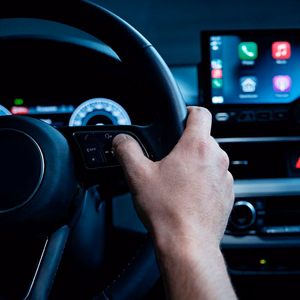 Krüger&Matz KM2017 – 1-DIN automašīnas radio ar CarPlay un Android Auto