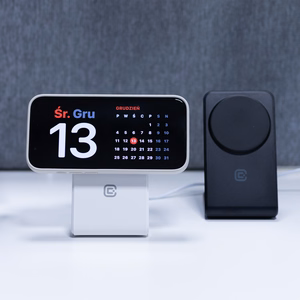 Crong MagSpot Pivot Stand 3 vienā bezvadu lādētājs iPhone, Apple Watch un AirPods ierīcēm, saderīgs ar MagSafe, balts