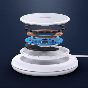 Ugreen CD245 40123 bezvadu Qi / MagSafe lādētājs 15W ar USB-C kabeli balts