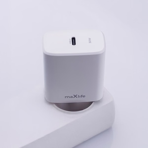 Maxlife MXTC-10-30C PD QC charger 1x USB-C 30W white