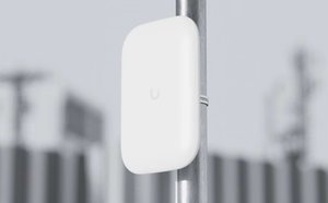 Ubiquiti Panel Antenna Ultra network panel antenna, 15 dBi