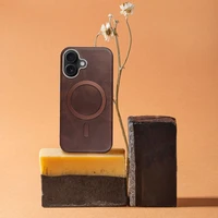 GENTLEMAN MAG COVER Viedtālruņa apvalks, saderīgs ar MagSafe, iPhone 12 brūns