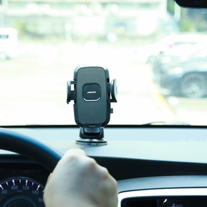 Joyroom JR-ZS259 clamp car holder with three adjustable legs - black