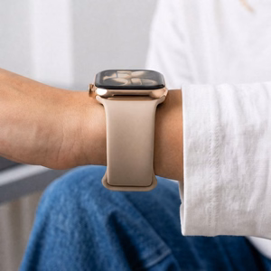 Tech-Protect silikona siksniņa Apple Watch 44 / 45 / 46 / 49 mm, bēša