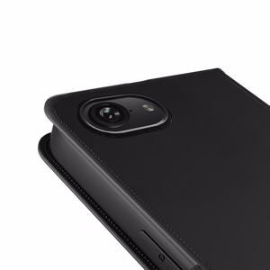 Puro ekoloģiskās ādas viedtālruņa apvalks iPhone 16E ar horizontālu atloku, 2 karšu slotiem un banknošu kabatu, melns