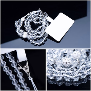 CRYSTAL DIAMOND tālruņa siksniņa, tālruņa piekariņš / auklas garums 74 cm (37 cm cilpā) / uz kakla – balts