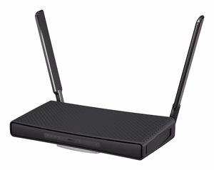 MIKROTIK Wireless Access Point 1200 Mbps IEEE 802.3ac USB 2.0 1 WAN 4x10/100/1000M RBD53IG-5HACD2HND (Wireless Router)