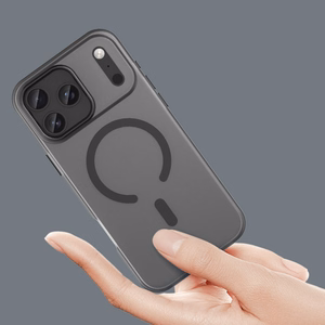 Чехол Magnetic Abrasive для iPhone 17 Pro совместимый с MagSafe - матовый чёрный