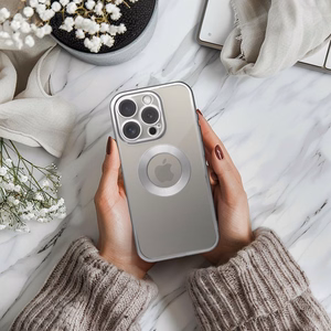 Viedtālruņa apvalks GLAM IPHONE 16e (SE 4 2025) sudraba