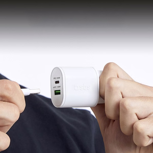 SBS TETRPD20W 20W USB-A USB-C sienas lādētājs ar Power Delivery - balts