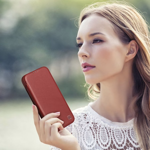 iCarer CE Premium ādas folio vāciņš iPhone 14 Pro ar MagSafe magnētisku flip vāciņu - sarkanā krāsā