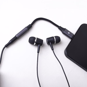 Forever аудио адаптер AJL-01 jack 3,5 mm - Lightning черный