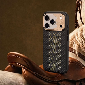 Melns Benks Magnetic Armor Pro Knight kevlara vāciņš ar metāla rāmi (C.K.FL.AP.GD.B072), paredzēts iPhone 18 Pro / iPhone 17 Pro ar Camera Control pogu