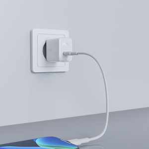Acefast ātrās uzlādes USB Type C 20W Power Delivery lādētājs melns (A1 EU black)