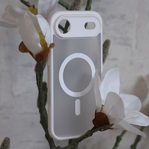 Liavec mīksts maciņš priekš Iphone 17 Air balts