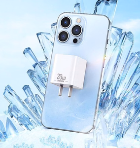 REMAX WALL LĀDĒTĀJS BATT SERIES PD QC 33W RP-U26 1xUSB + 1xUSB-C balts