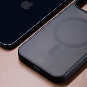 3mk Dūmakains Magnētiskais apvalks ar MagSafe iPhone 15 Pro - Puscaurspīdīgs