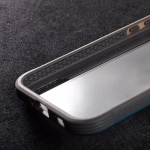 X-Doria Raptic Shield vāciņš ierīcei iPhone 14 Pro Max, alumīnija, pārbaudīts kritienā no 3 m, zaigojošs