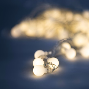 Гирлянда солнечная LED FROSTED BALLS SFB61 6,5m 30 шариков теплый белый Forever Light