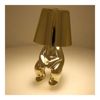 Galda lampa pie gultas GOLD MAN Art Deco sēdoša (versija 2) MLTL